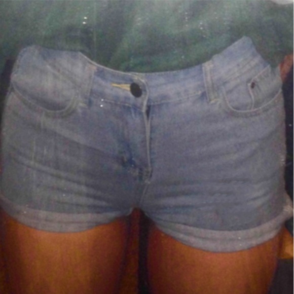 Perfect Shape High waisted Rolled Jean Shorts 🌼☀️ - Picture 6 of 7